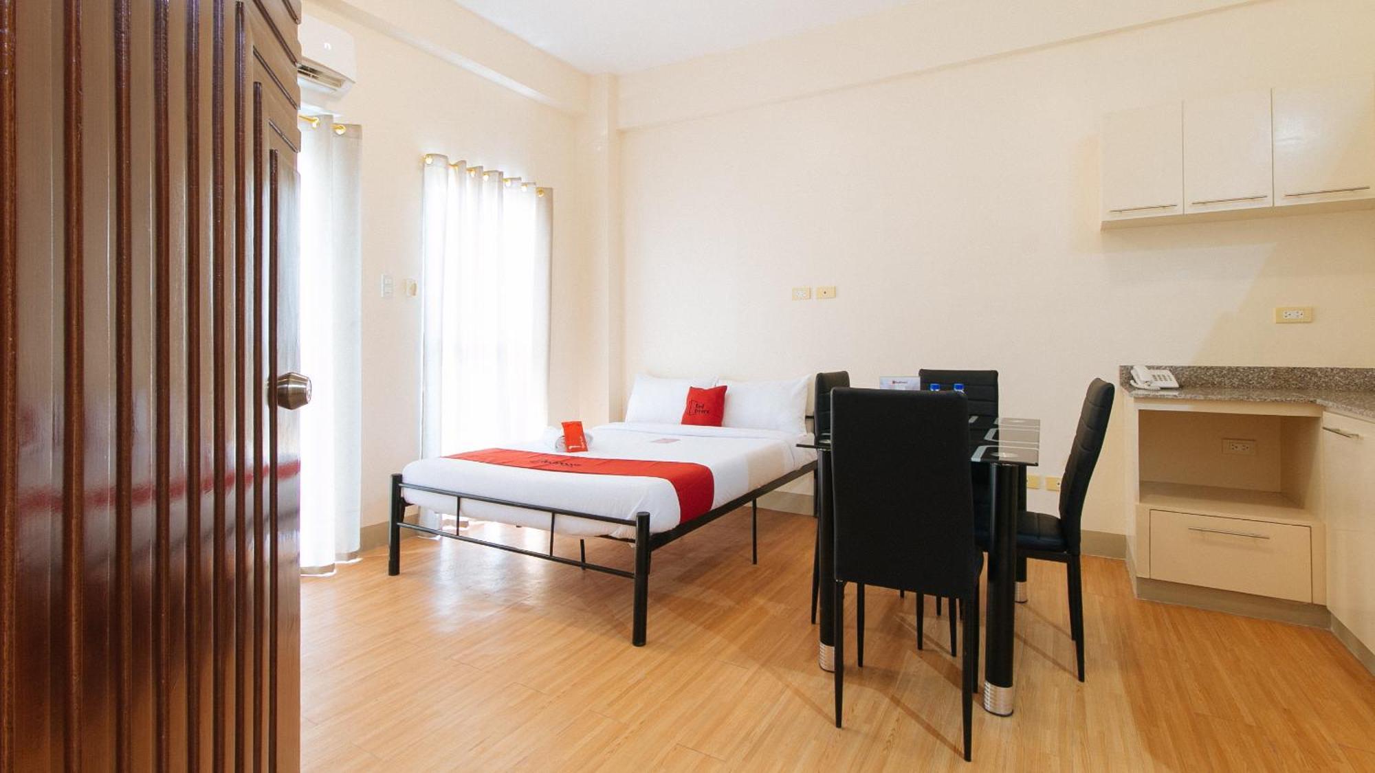 Paranaque City Reddoorz Plus At Alpina Heights Paranaque מראה חיצוני תמונה
