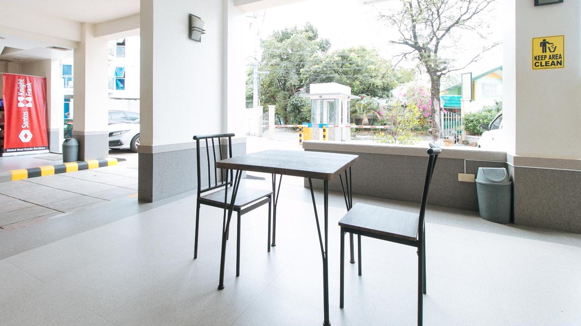 Paranaque City Reddoorz Plus At Alpina Heights Paranaque מראה חיצוני תמונה